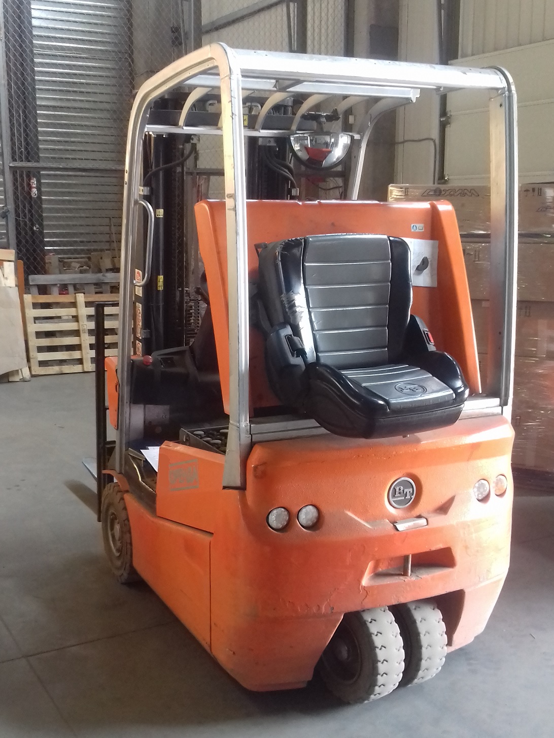 Навантажувач TOYOTA BT C3E150
